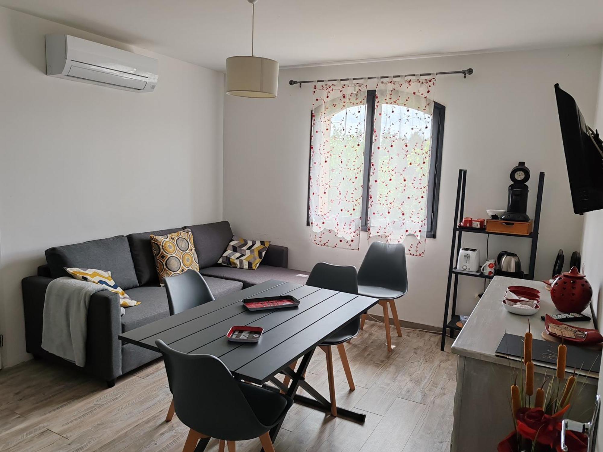 Les Chataigniers Appartement Meuble Saint Sebastien d'Aigrefeuille Dış mekan fotoğraf
